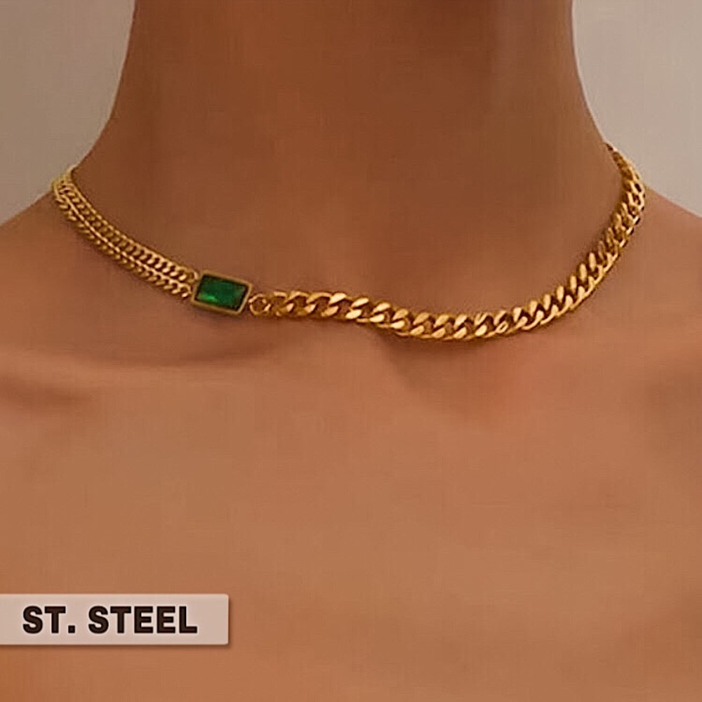 ⚜️𝟯𝟬%𝗢𝗙𝗙 𝗯𝘂𝗻𝗱𝗹𝗲𝘀 𝟯+⚜️ NEW Green Charm Steel Necklace